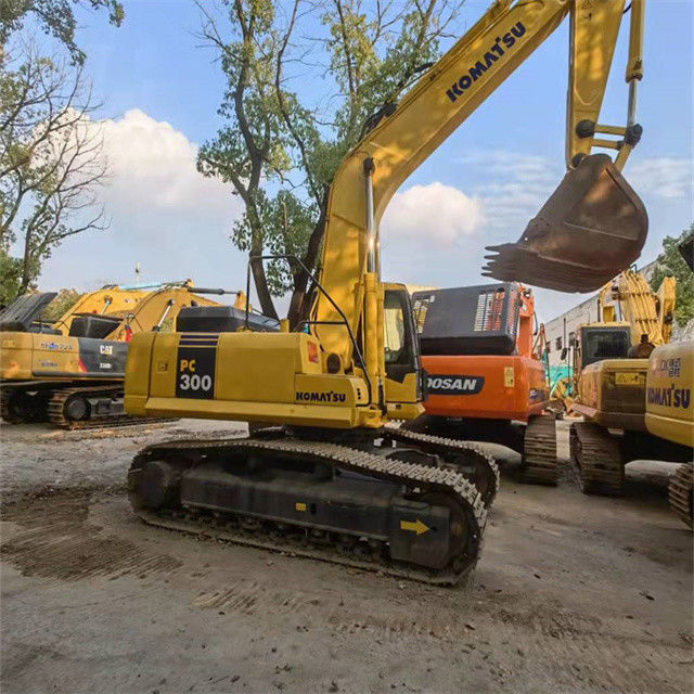 29 toneladas quase novas máquina de escavadeira de raspador importada do Japão máquina usada remodelação Komatsu pc 300