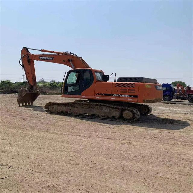 Excavadora de 25 toneladas pronta para o trabalho e experiente usada Coreia importada Doosan DX 260LC
