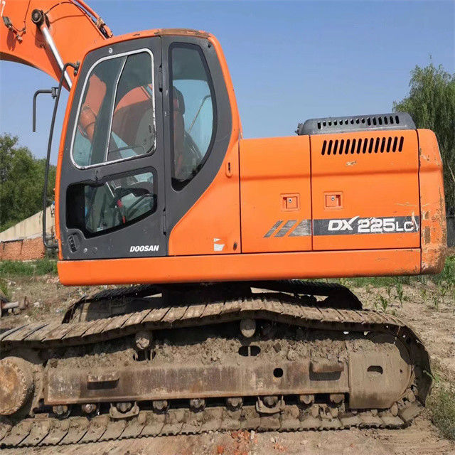 22 toneladas prontas para o trabalho e experientes usadas da Coreia importadas Doosan DX 225 LC em boas condições