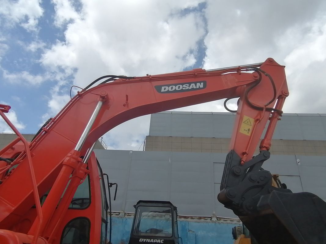 Pronto para o trabalho e experiente usado Coreia Excavador usado DH150W-7 em boas condições