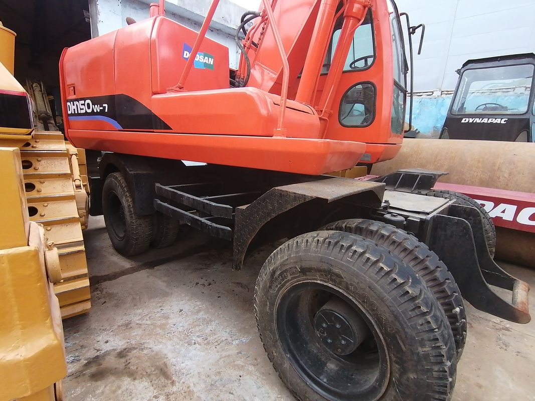 Pronto para o trabalho e experiente usado Coreia Excavador usado DH150W-7 em boas condições
