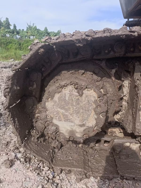 Excavadora de 21 toneladas pronta para o trabalho e experiente usada da Coreia importada Hitachi 210-5G