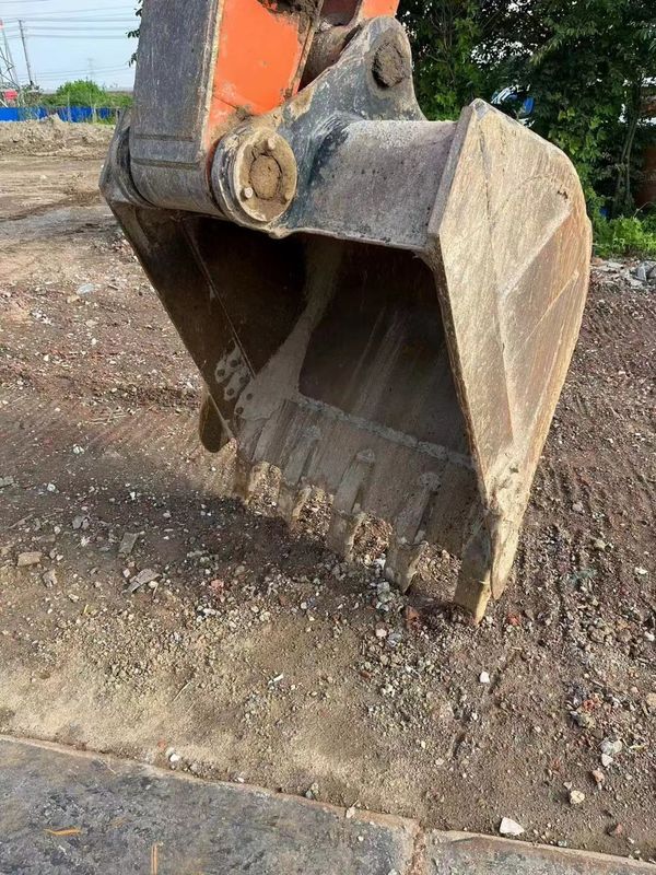 20 toneladas Excavador usado pronto para o trabalho e experiente usado Coreia importada Hitachi 200-5A Em boas condições