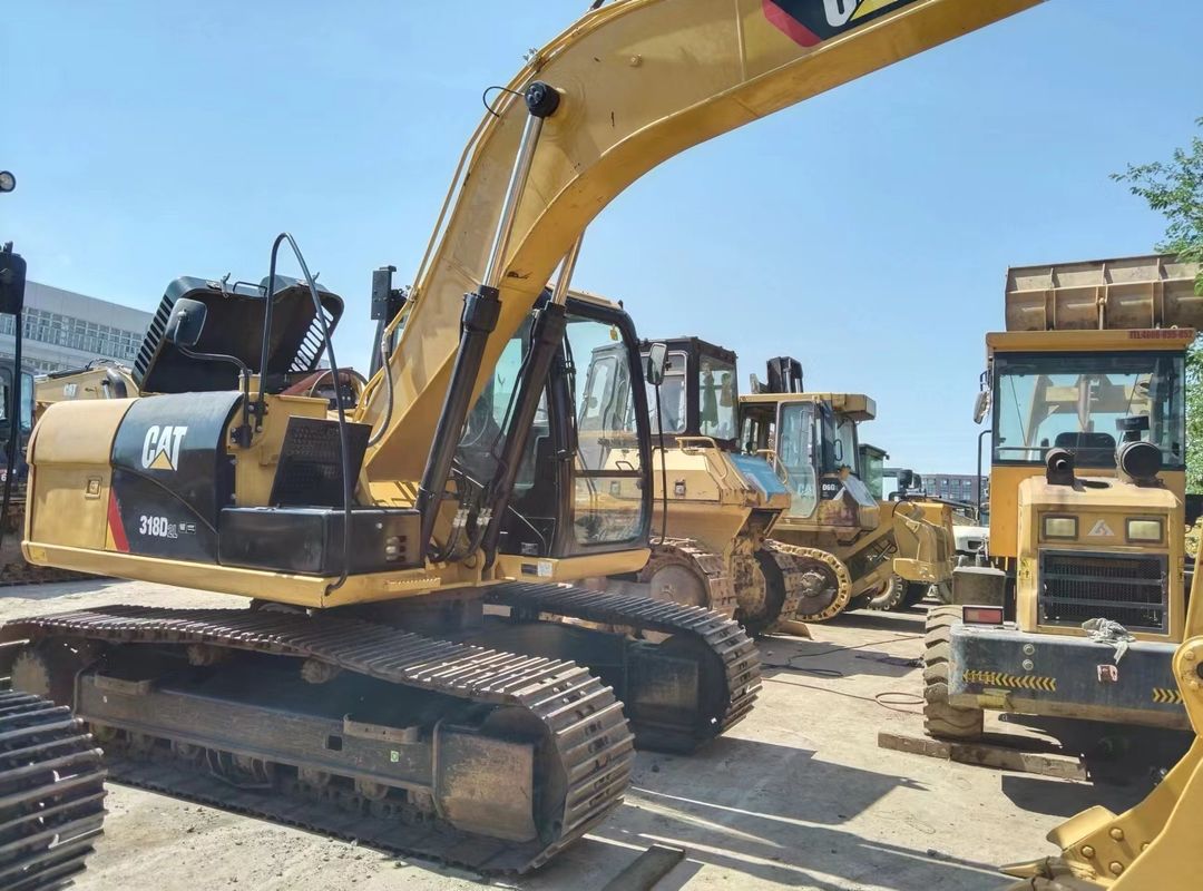 17.9 toneladas quase nova máquina de escavadeira de raspador importada do Japão usados reabilitação CAT 318 D2L