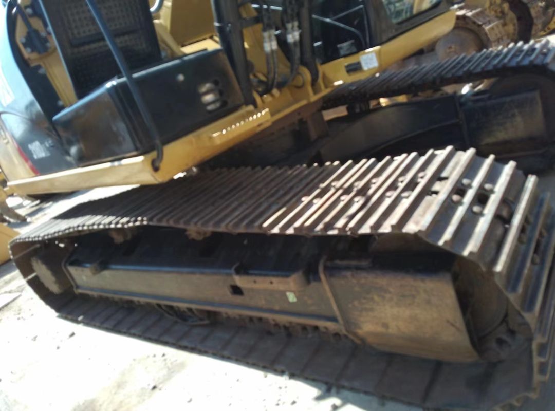 17.9 toneladas quase nova máquina de escavadeira de raspador importada do Japão usados reabilitação CAT 318 D2L