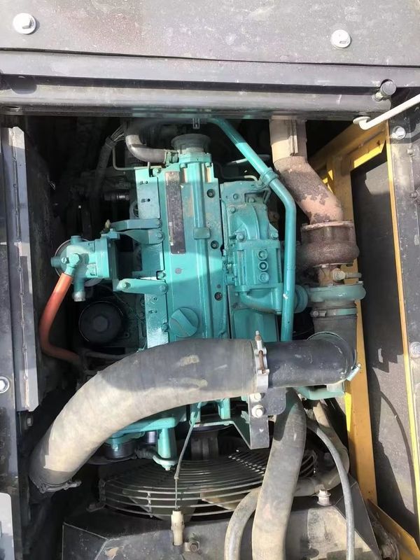 A Suécia importou uma máquina de escavadeira de alta qualidade, a Volvo EC140D.
