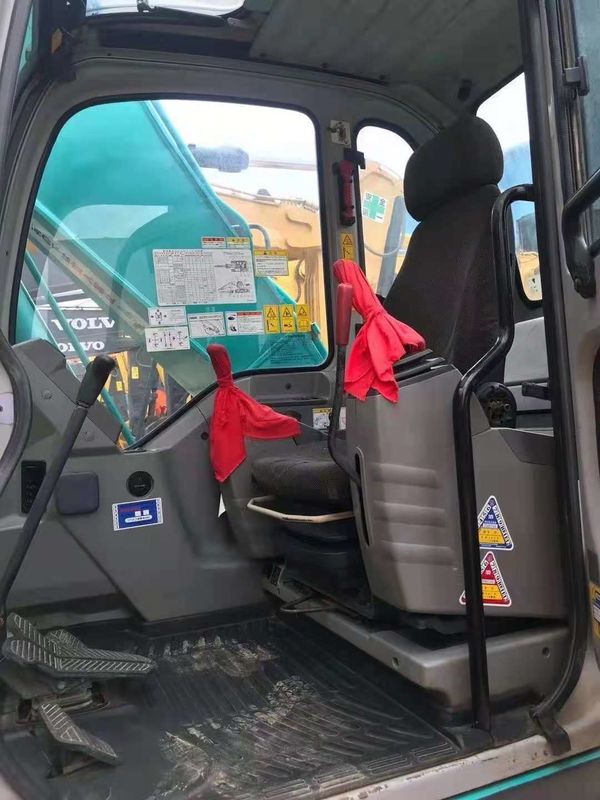 Excavadora usada Kobelco SK200 para venda.