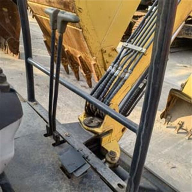 2 toneladas Usado Japão Komatsu PC 20 MR Excavadora de rastreamento com horas de trabalho baixas e ideal