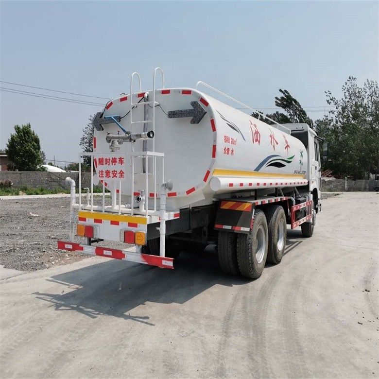 Máquina de limpeza de caminhão de tanque de água de armazenamento de 12000-15000L com caminhão Isuzu importado do Japão
