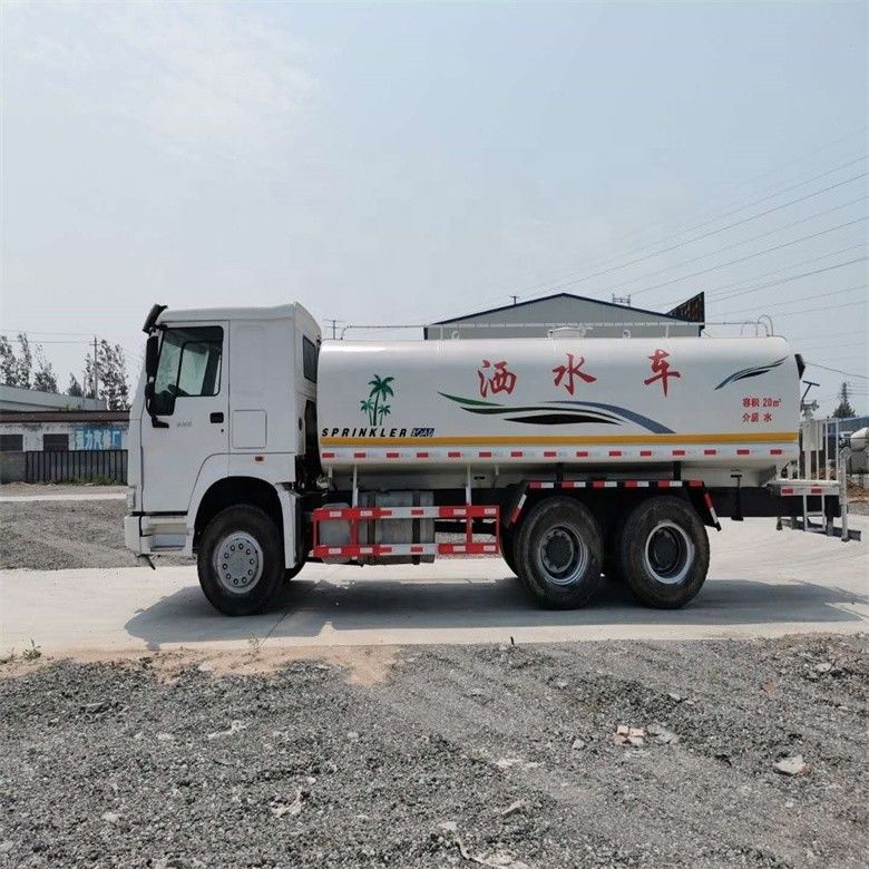 Tanque de aço carbono Isuzu Howo Caminhão de água perfeito estado Japão importado de segunda mão