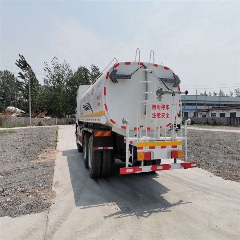 Tanque de aço carbono Isuzu Howo Caminhão de água perfeito estado Japão importado de segunda mão