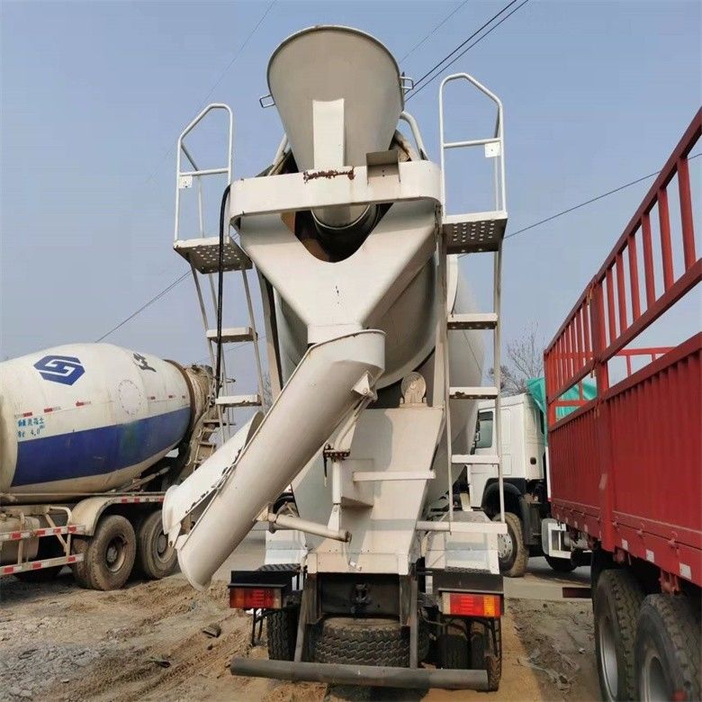 Usado Shacman F3000 caminhão de mistura de cimento de concreto com 20r / min velocidade de tambor de mistura