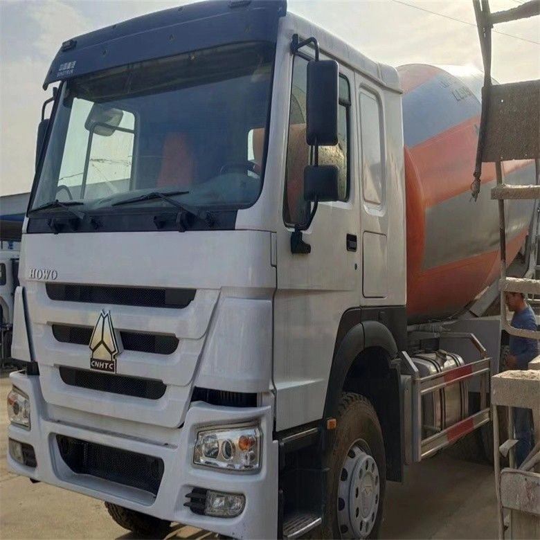 Trabalhos de construção 6*4 Howo Cimento Caminhão Mixer com 371 HP 375hp poder de mistura