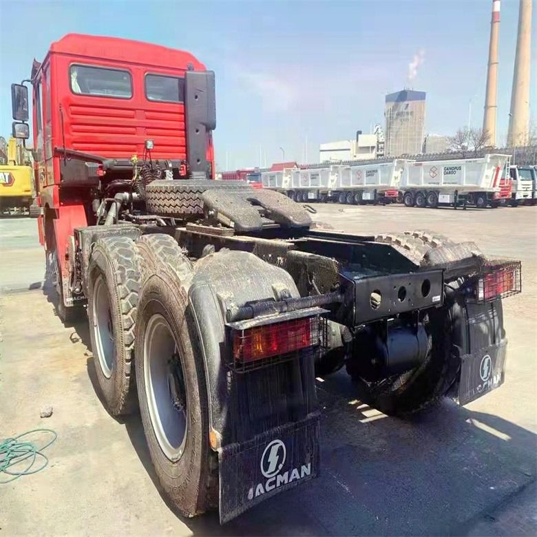 6x4 8x4 Tractor Dump Truck para transporte de mineração 10 Pneus 12 Pneus Shacman X3000
