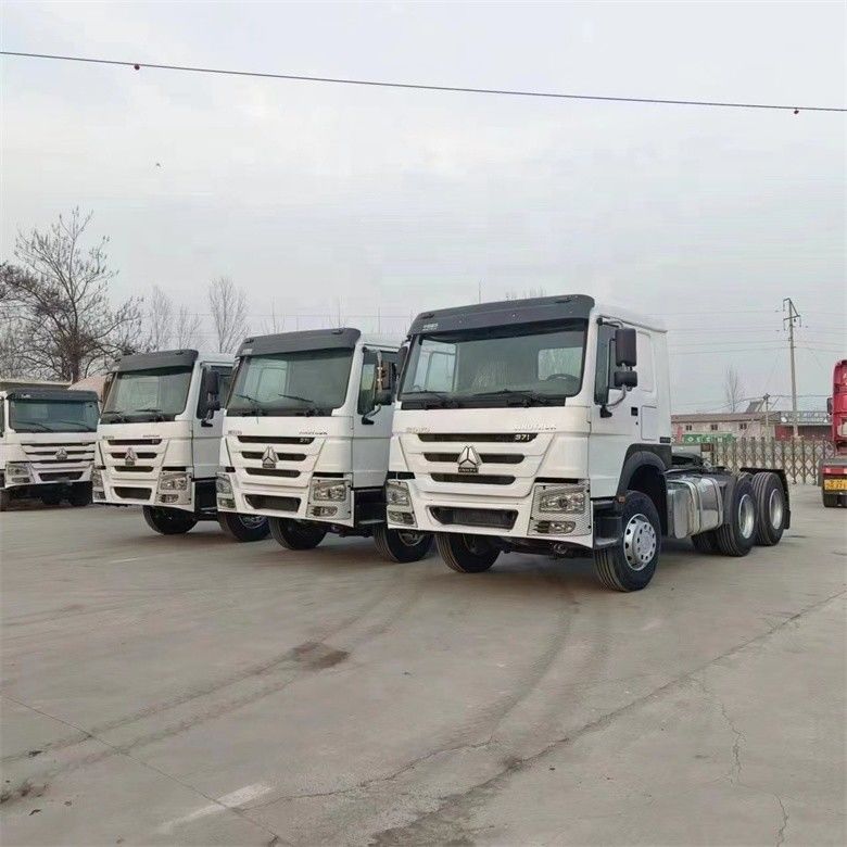 430 Modelo de embreagem Sinotruk Tractor Trailer Truck Head Units para eficiência de camiões pesados