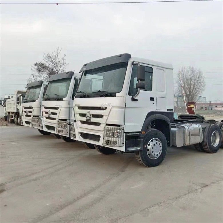 430 Modelo de embreagem Sinotruk Tractor Trailer Truck Head Units para eficiência de camiões pesados