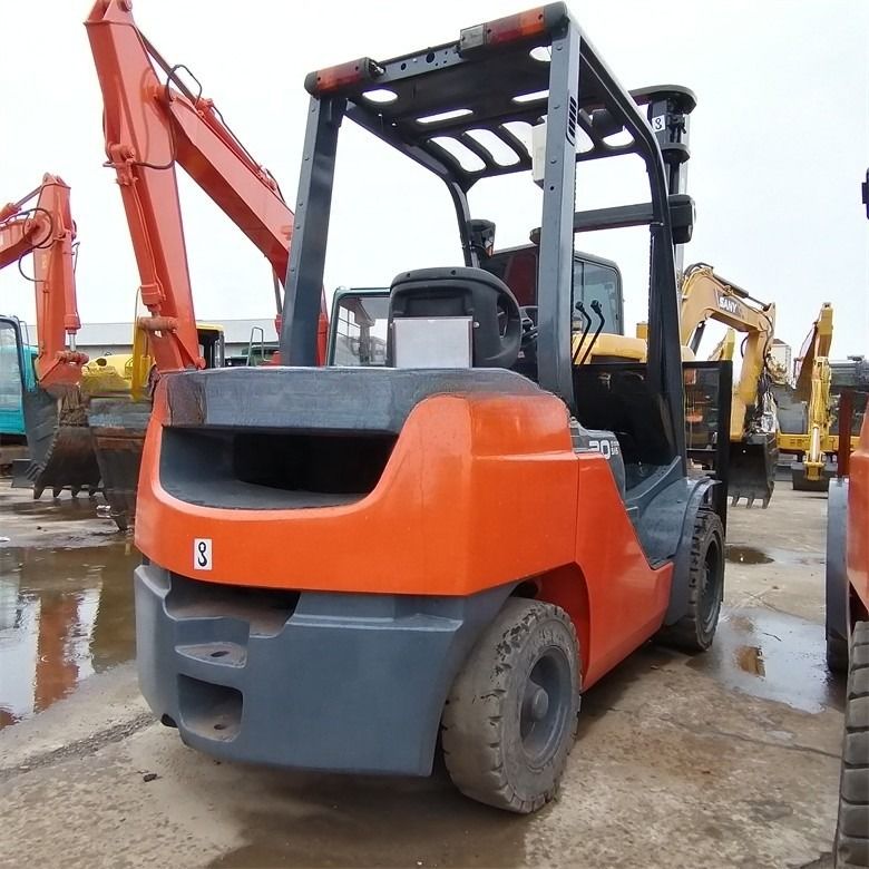 Multifuncional de 3 toneladas importado do Japão usado Toyota em elevadores de mão-de-obra pronto em horas de trabalho reduzidas