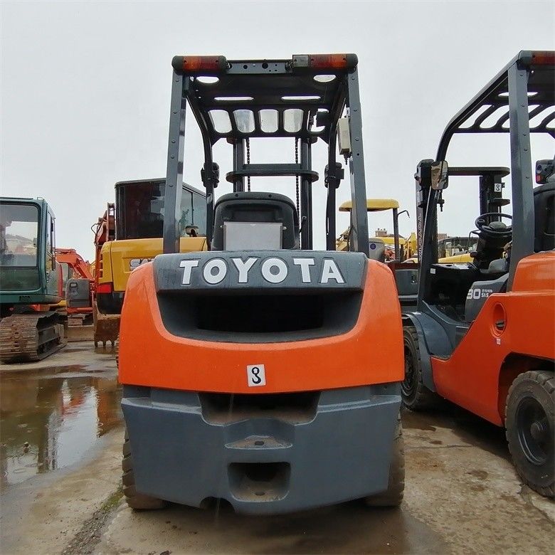 Multifuncional de 3 toneladas importado do Japão usado Toyota em elevadores de mão-de-obra pronto em horas de trabalho reduzidas