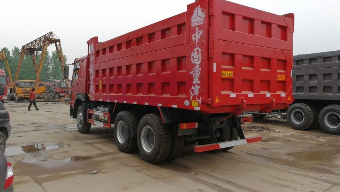 Caminhão de segunda mão de 371 cv Howo usado Caminhão de 6x4 com sistema multimídia 10 rodas