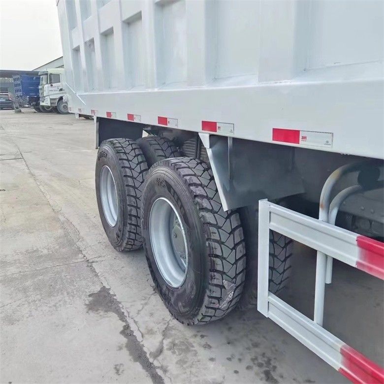 Sistema multimédia Equipado 6x4 Howo Dump Truck sinotruck 371 LHD com e Direção esquerda