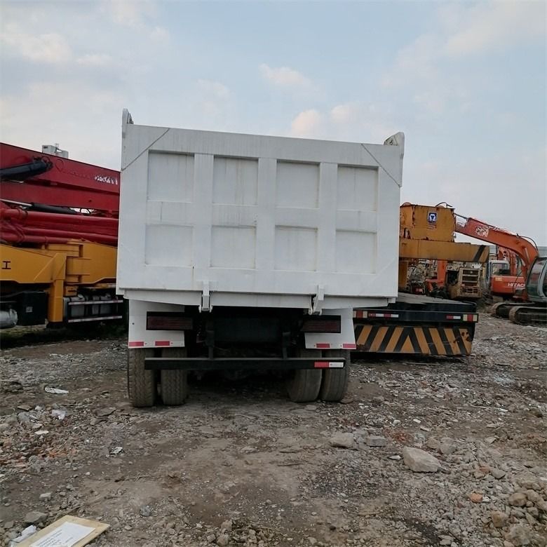 Usados Japão Hino Usados camiões de lixo com motor YUCHAI em horas de trabalho 2020