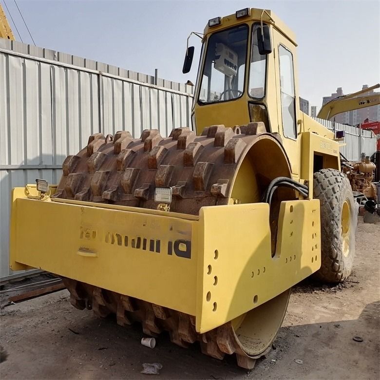 Motor Diesel Pavimentação Rodoviária Bomag BW217D-2 Usado Bateria única Pedra de ovelha Roller Hidráulico Rodoviário