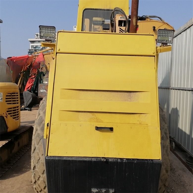 Motor Diesel Pavimentação Rodoviária Bomag BW217D-2 Usado Bateria única Pedra de ovelha Roller Hidráulico Rodoviário