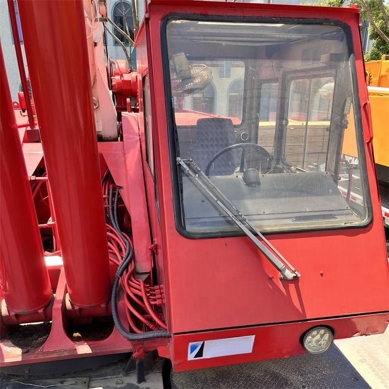 139.8kw Potência bruta Tadano TR-500EX Guindaste usado com capacidade de 50 toneladas e capacidade de combustível de 250L