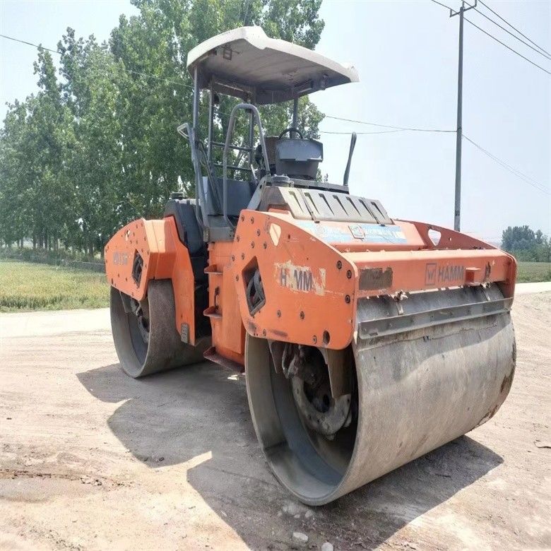 14 toneladas de rolos de estrada usados HAMM HD130 importados dos EUA para a engenharia de pontes rodoviárias
