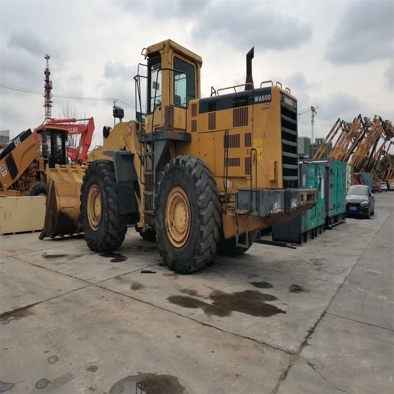 Construção 12 toneladas usado Komatsu WA600-3 Carregador de rodas 600 Modelo Carregador de cabeça frontal pesado WA600-6