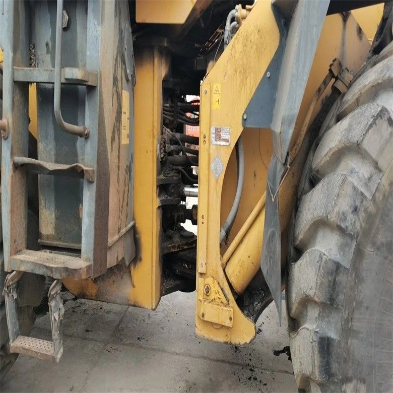 Construção 12 toneladas usado Komatsu WA600-3 Carregador de rodas 600 Modelo Carregador de cabeça frontal pesado WA600-6