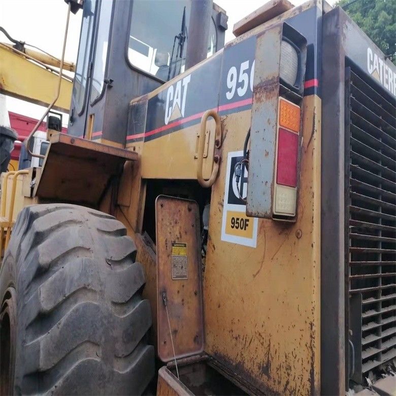 Caterpillar 950F Carregador de rodas de 17 toneladas com cilindrada de 6,6 litros e 3200-3300 horas de trabalho