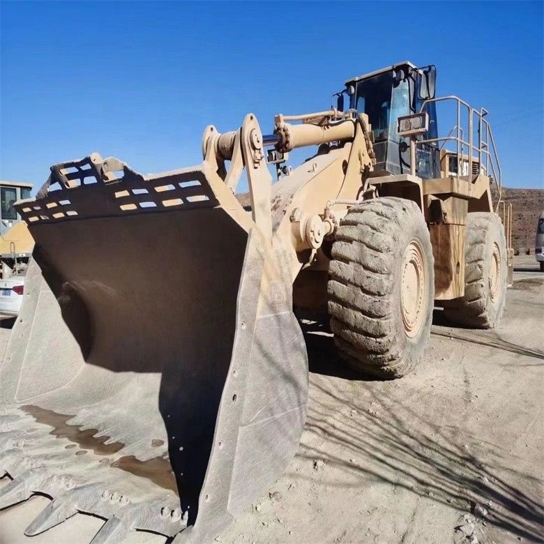 Caterpillar CAT 988G 988 Carregador de rodas de 50 toneladas com altura máxima de descarga 4,46 m
