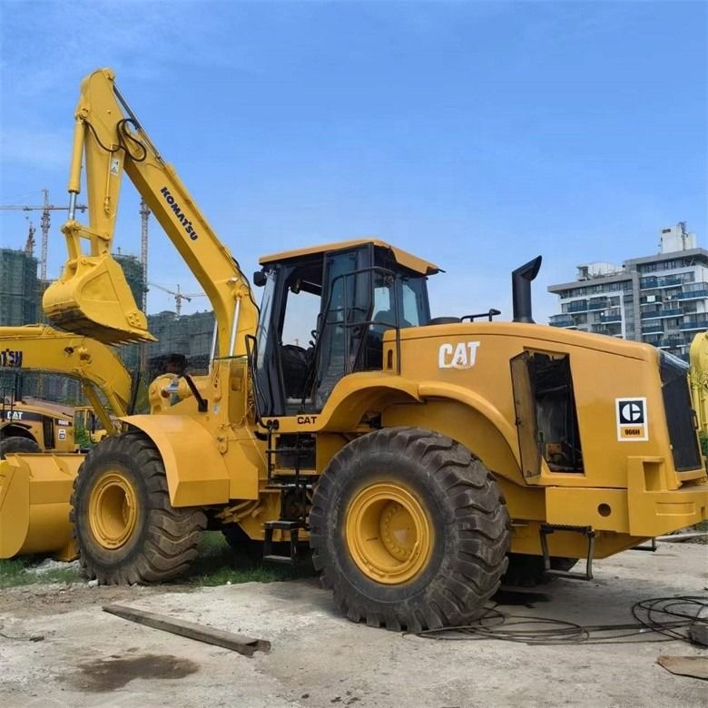 24 toneladas de carregadores de rodas originais Cat 966H usados do Japão em horas de trabalho reduzidas para venda a retalho