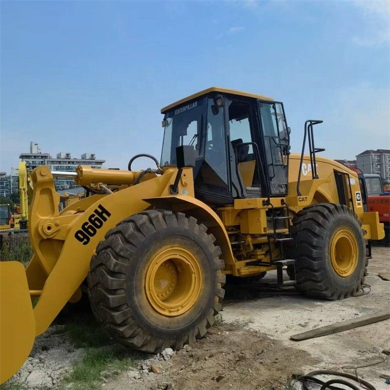 24 toneladas de carregadores de rodas originais Cat 966H usados do Japão em horas de trabalho reduzidas para venda a retalho