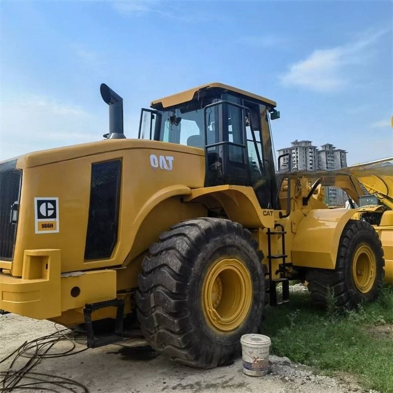 24 toneladas de carregadores de rodas originais Cat 966H usados do Japão em horas de trabalho reduzidas para venda a retalho