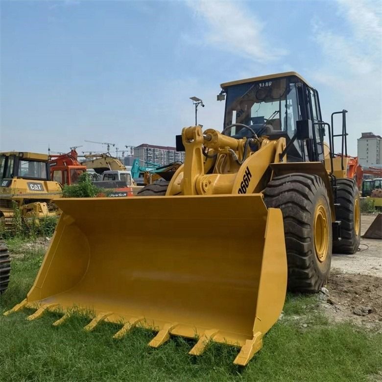 24 toneladas de carregadores de rodas originais Cat 966H usados do Japão em horas de trabalho reduzidas para venda a retalho