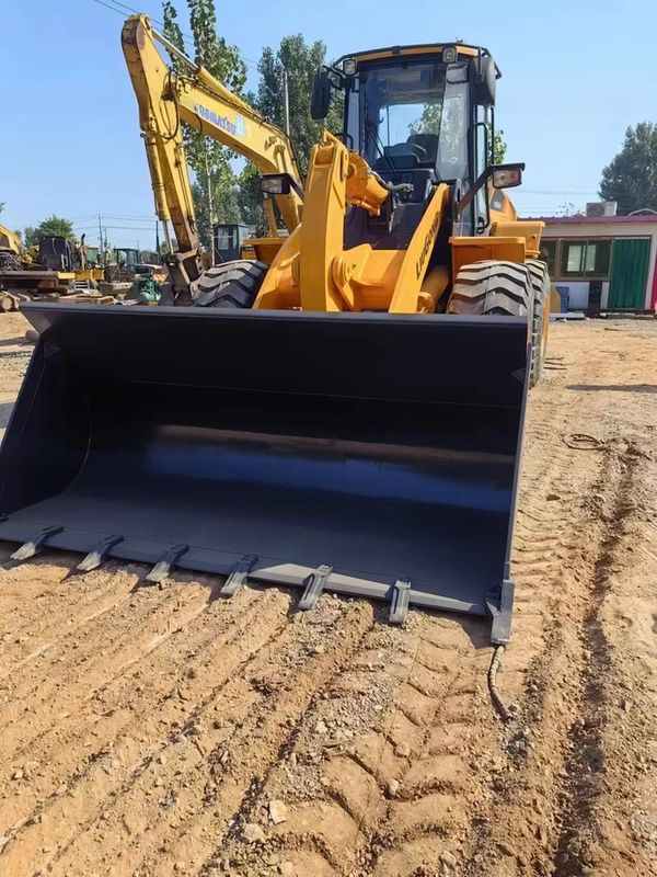 Liugong 856H carregador de rodas de 5 toneladas 6 cilindros 1,8-5,6 m3 Capacidade de balde por 1 ano