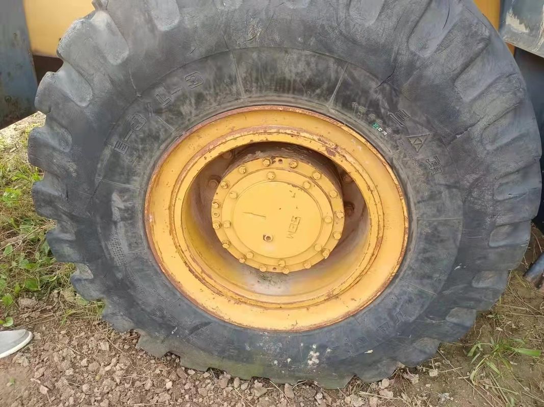 SEM 630B Carregador de bulldozer LGP de tipo de trilho com separador de hastes único