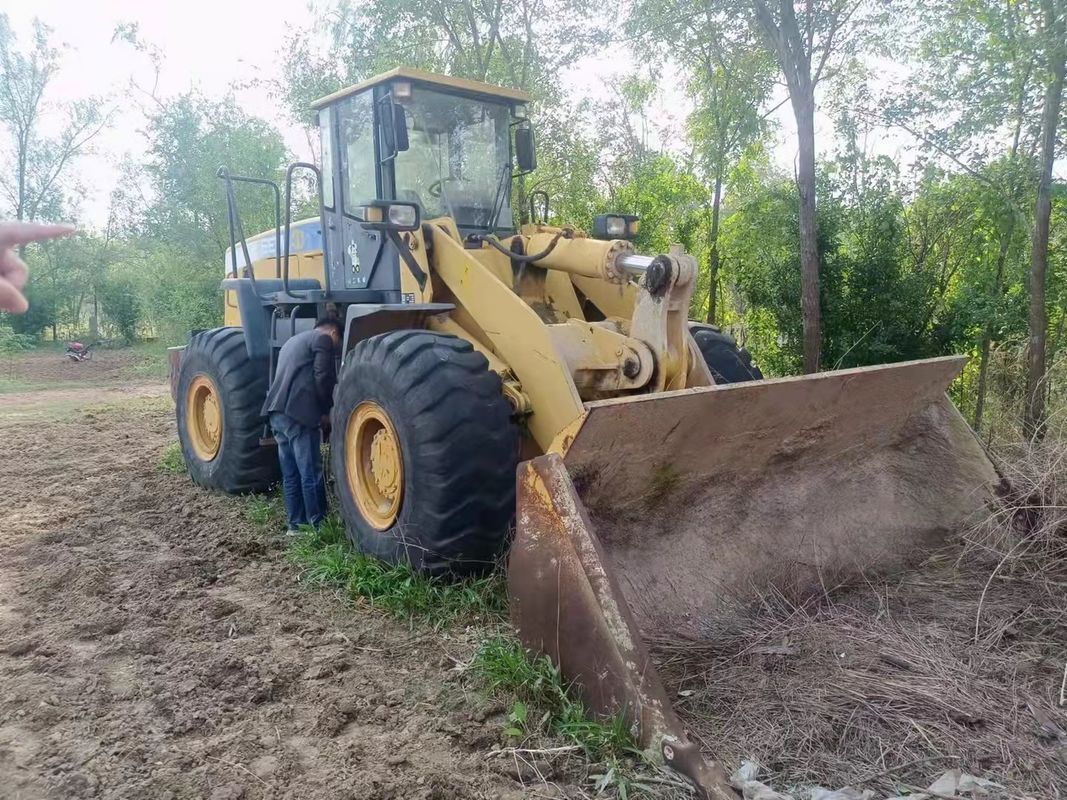 SEM 630B Carregador de bulldozer LGP de tipo de trilho com separador de hastes único