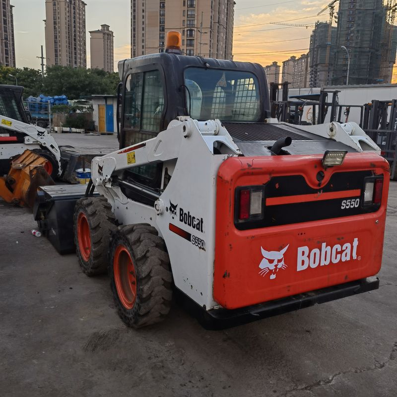 Carregador de roda movel de tipo deslizante-estribo BOCAT S550 Carregador usado para obras de construção