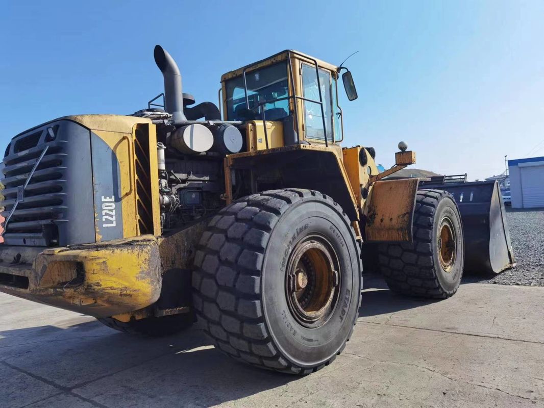 4WD Drive Tipo Carregador usado VOLVO L220E Design original Rodas Carregador Skid-Steer Tipo móvel