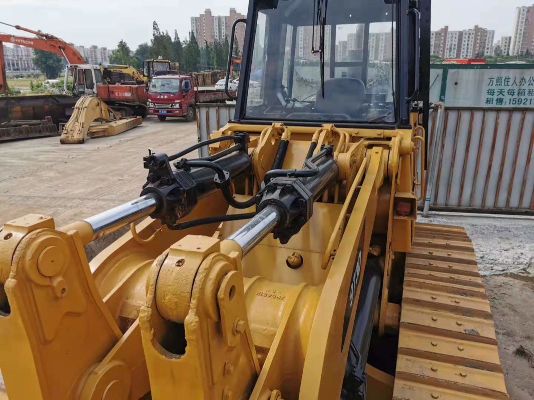 Carregador de rodas usado no Japão para operações de tipo suave e móvel CAT 973