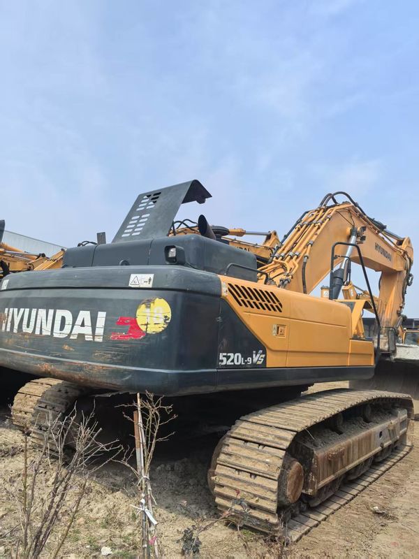 Excavadora Hyundai 520L-9VS Usada de Alto Desempenho